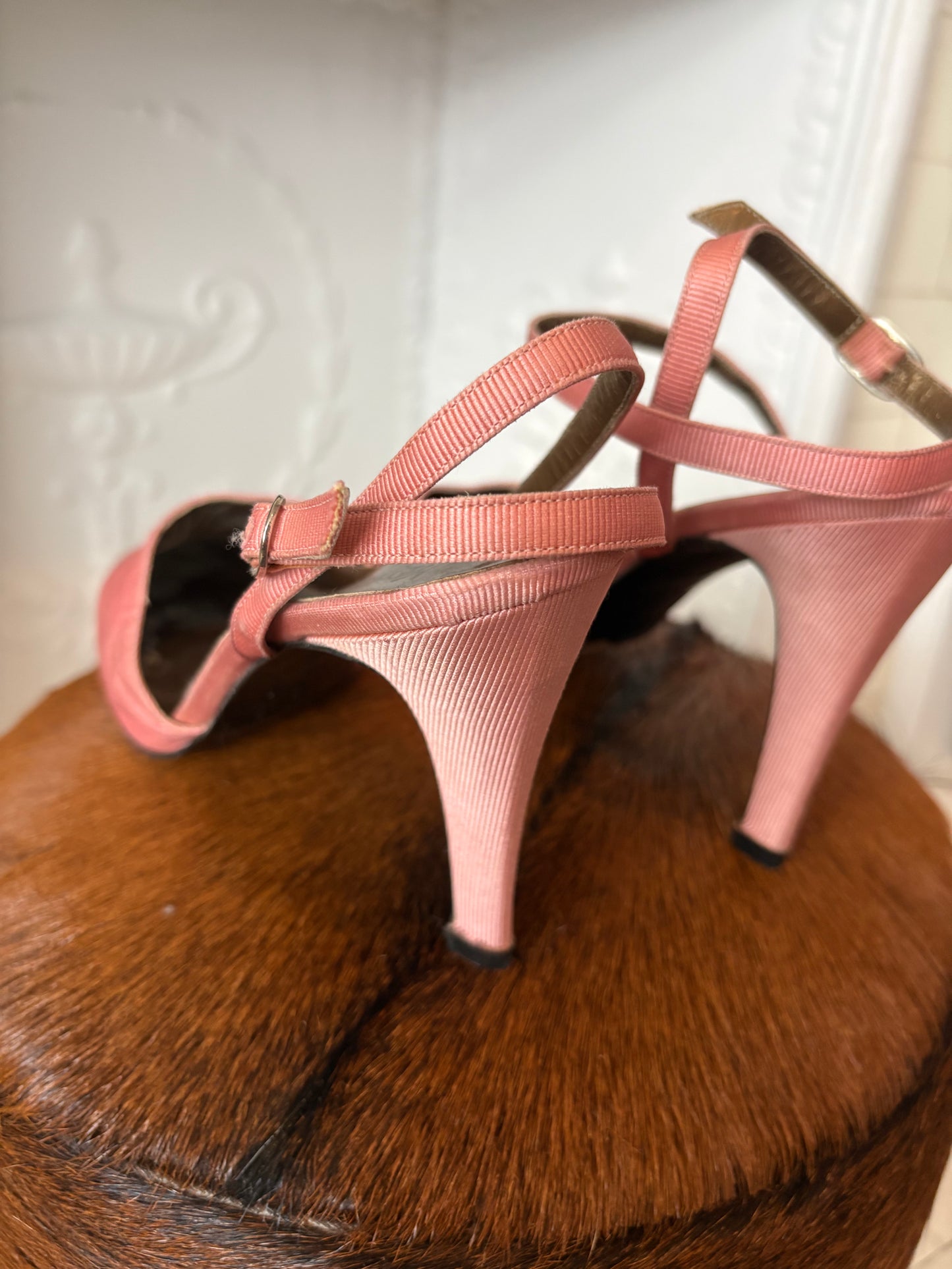Vintage Yves Saint Laurent Pink Ribbed Satin Slingbacks – Gold Insole Size 9